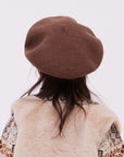 hat T1を被る女の子