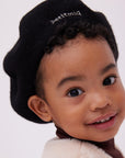 hat T1 を被る男の子