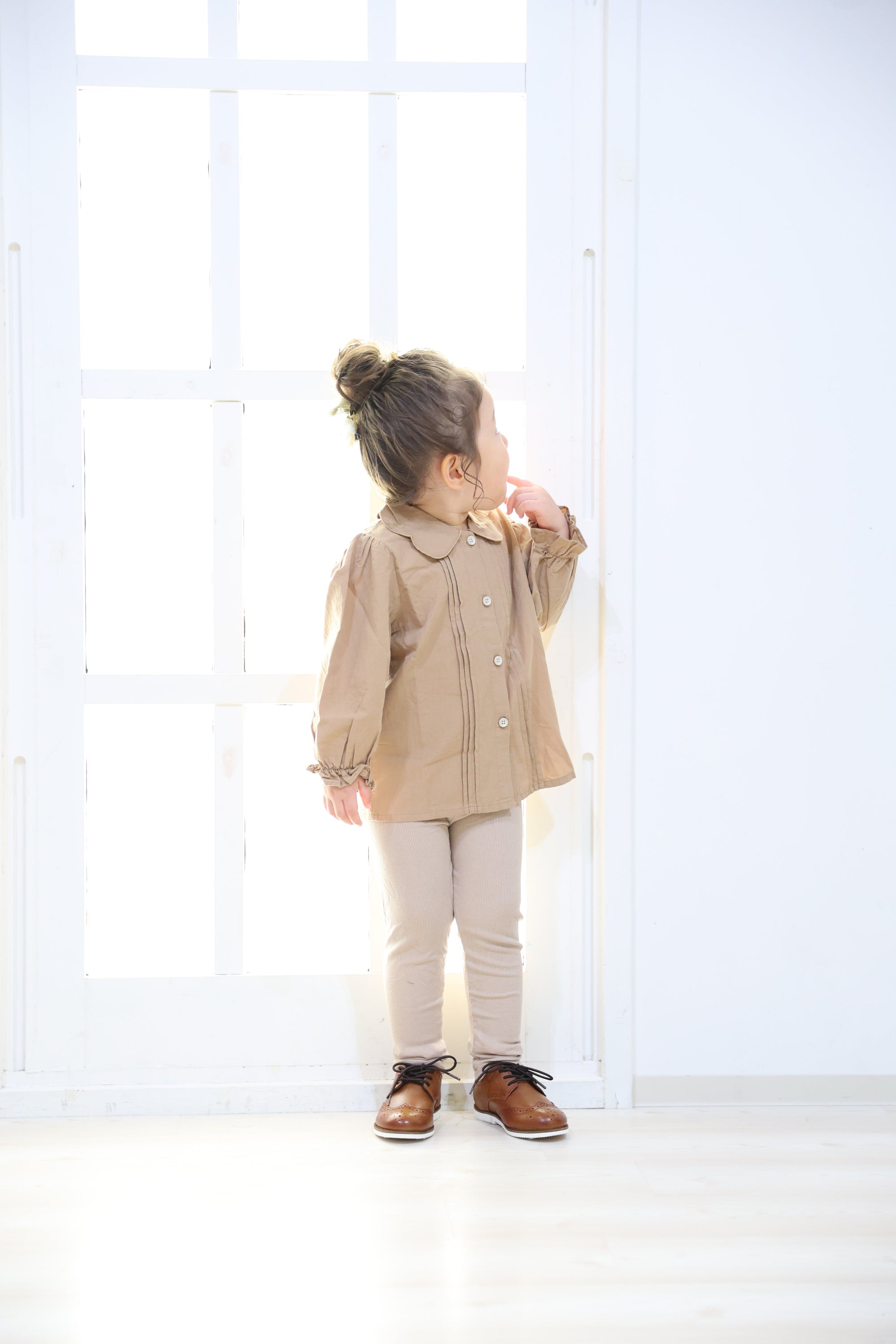 【OUTLET】クラシカルタック パフスリーブブラウス