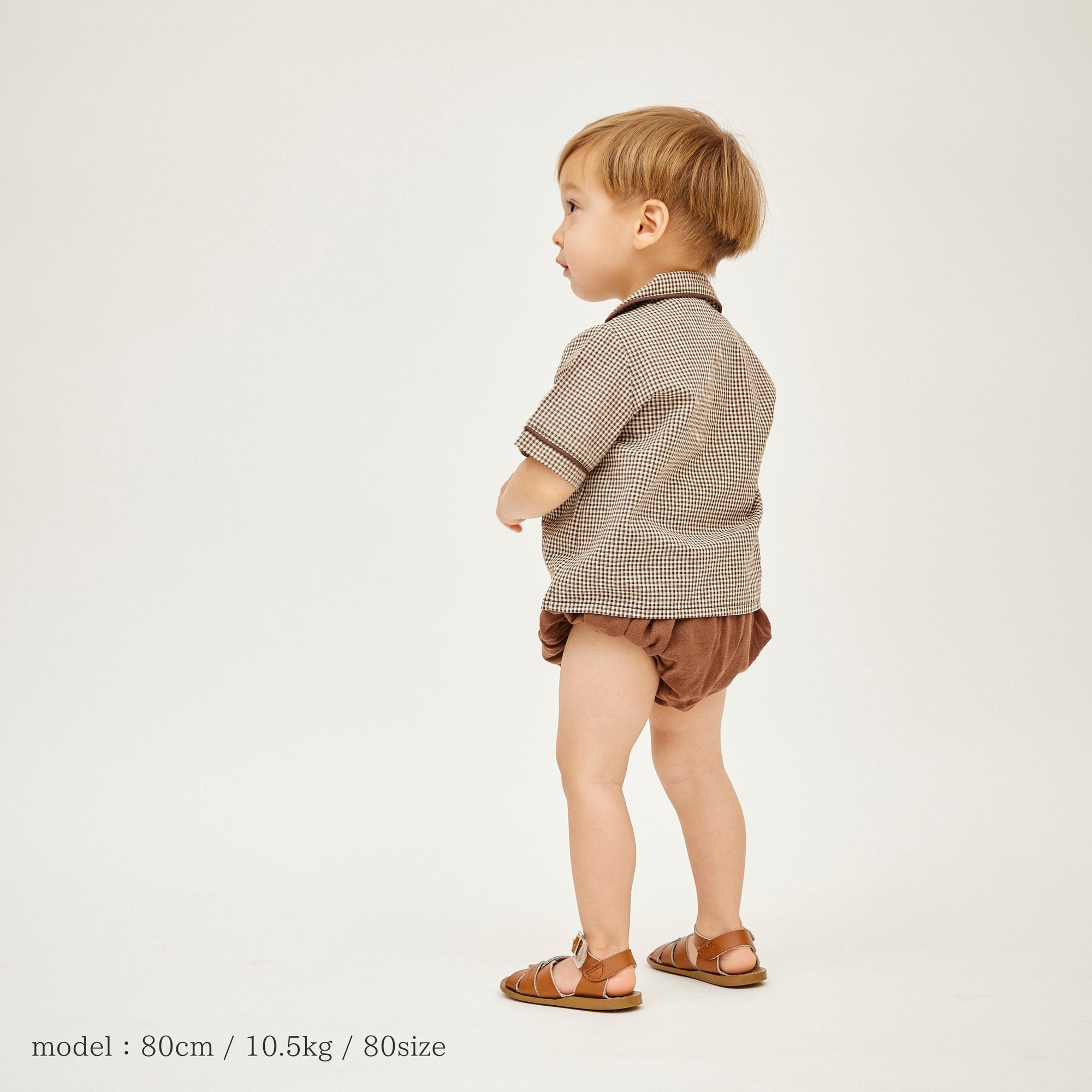 bloomers p1を着ている男の子