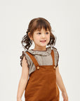 blouse p2 checkを着ている女の子