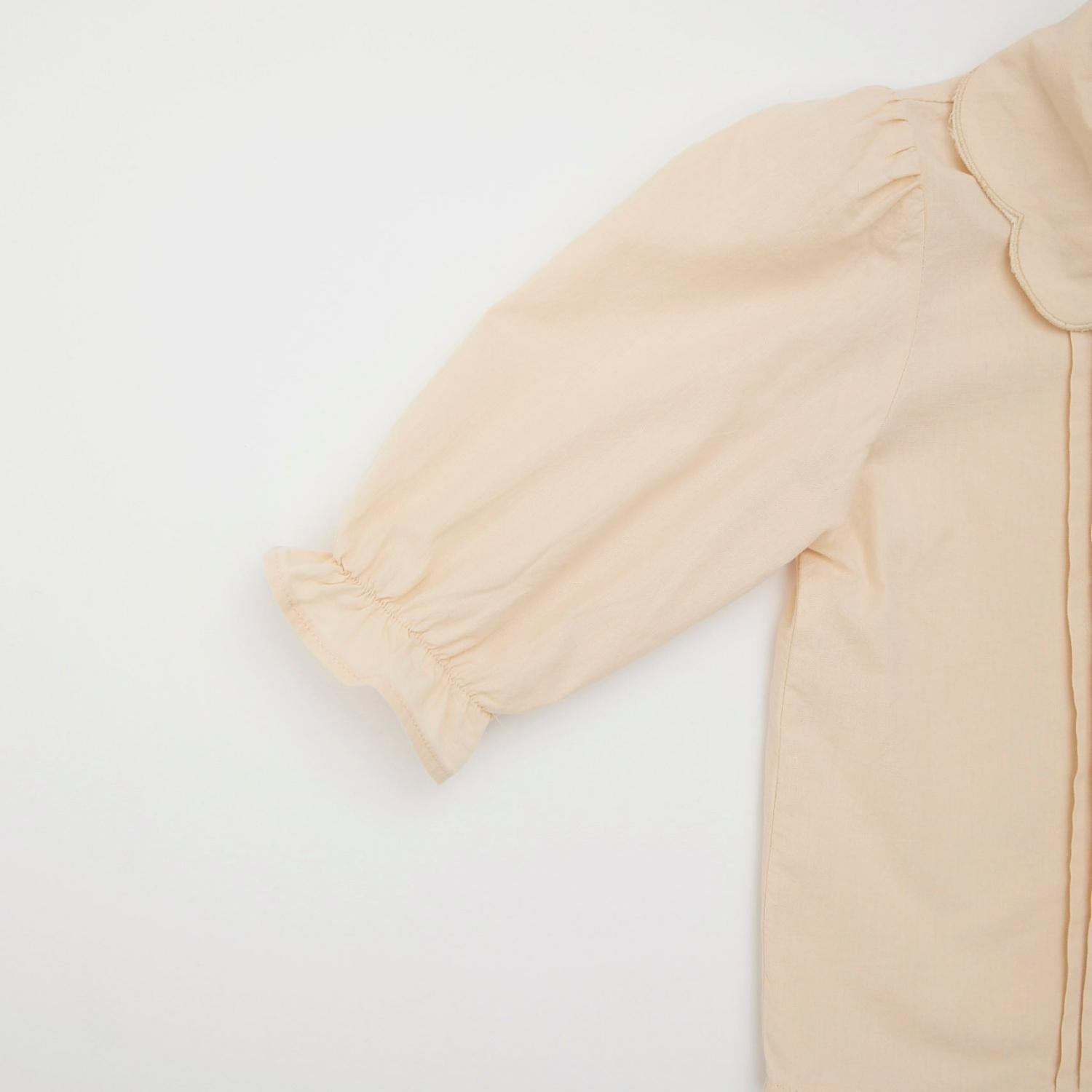 【OUTLET】クラシカルタック パフスリーブブラウス