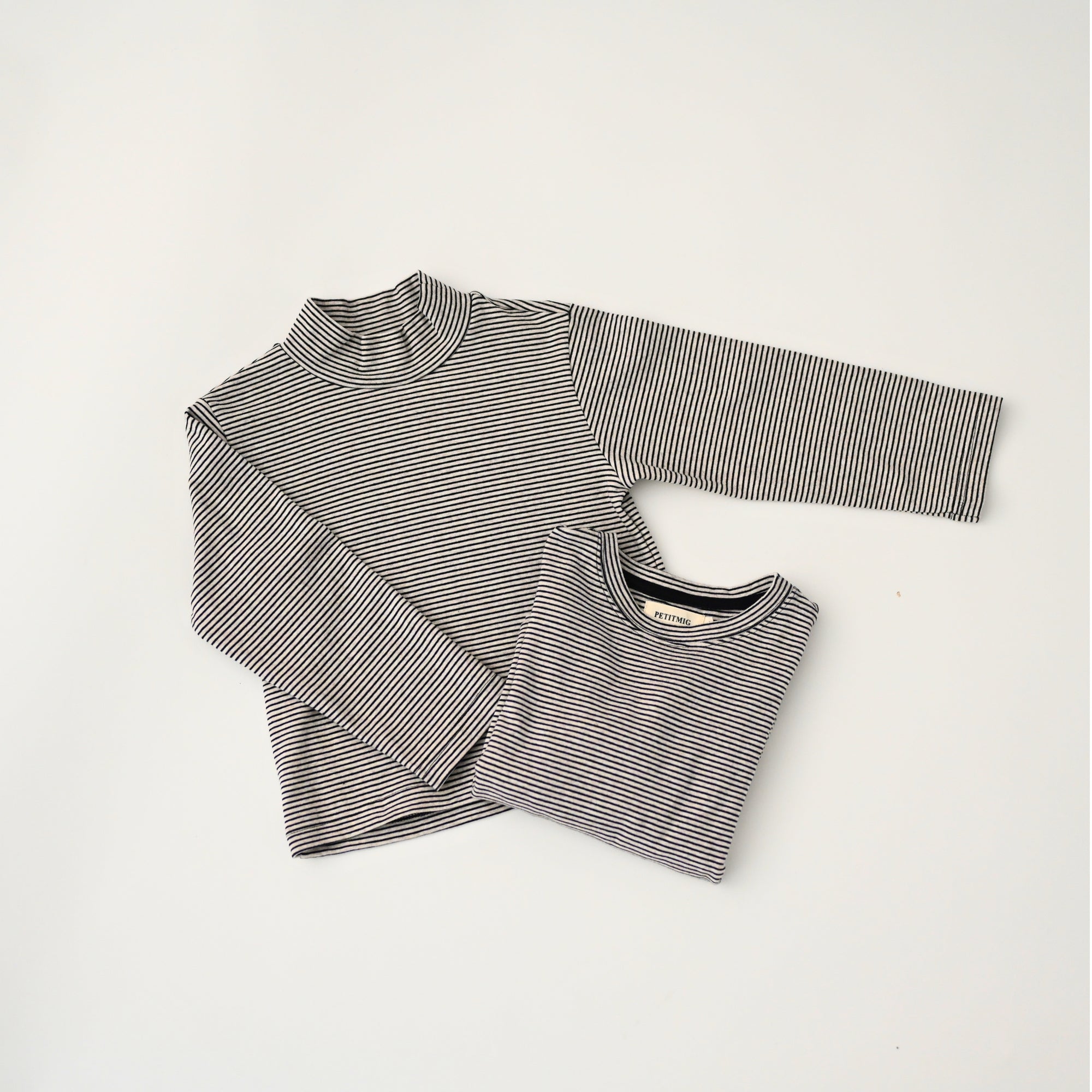 Tシャツ E4 ボーダー