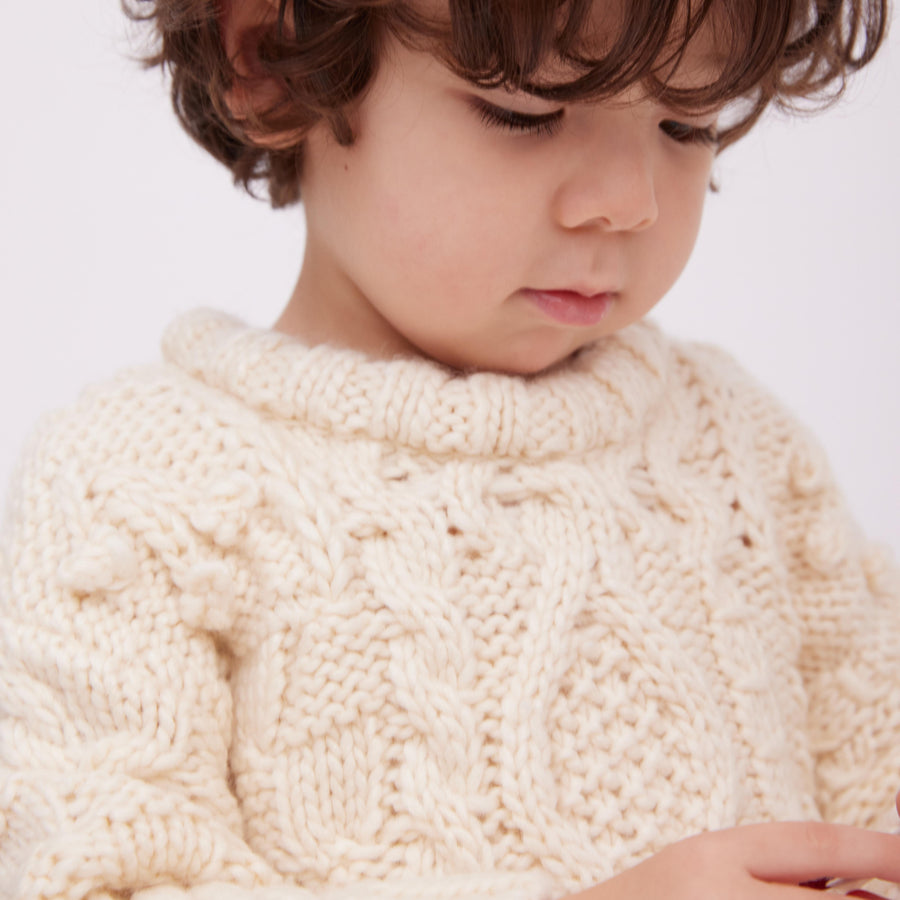 knit T1 white