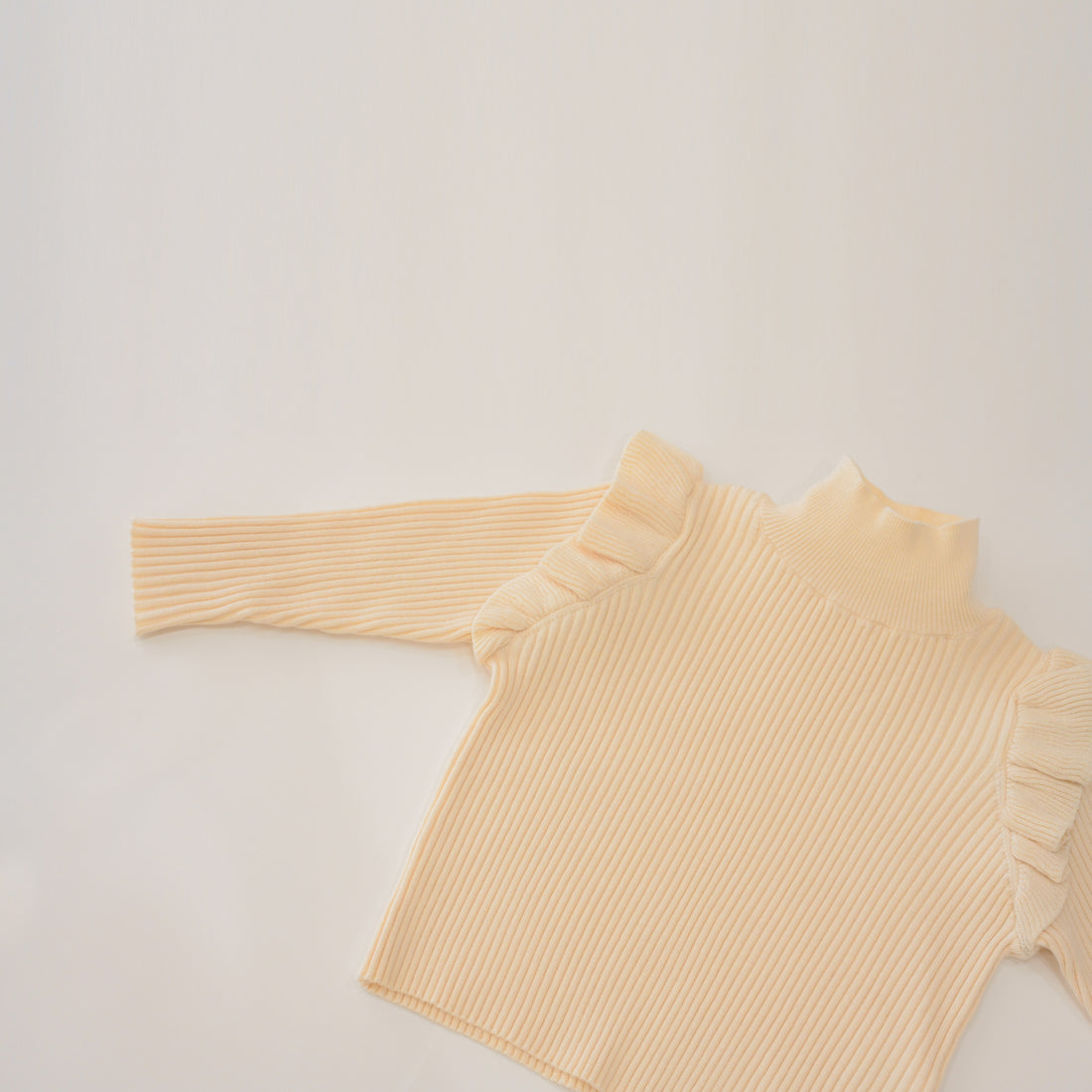knit E5 frill
