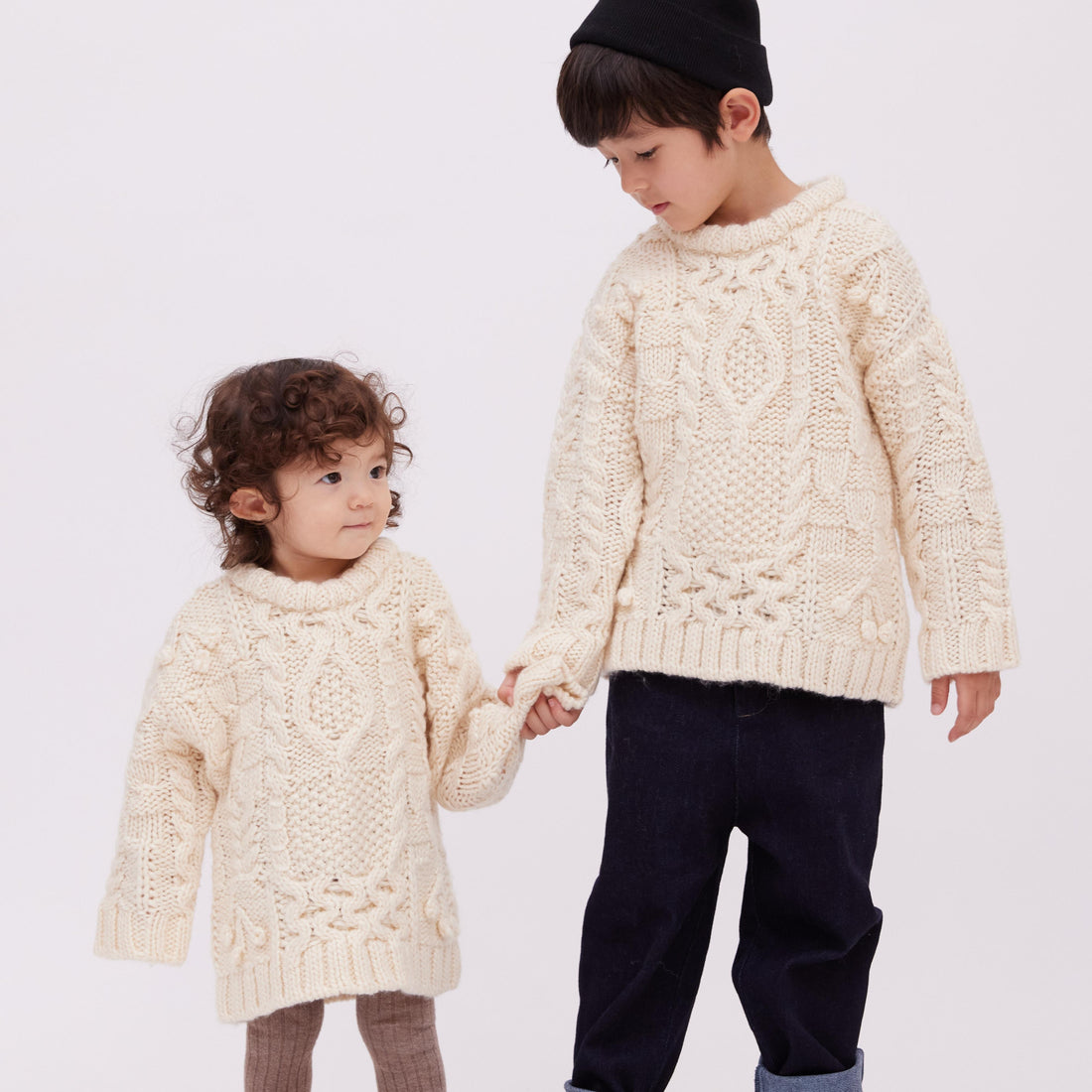 knit T1 white